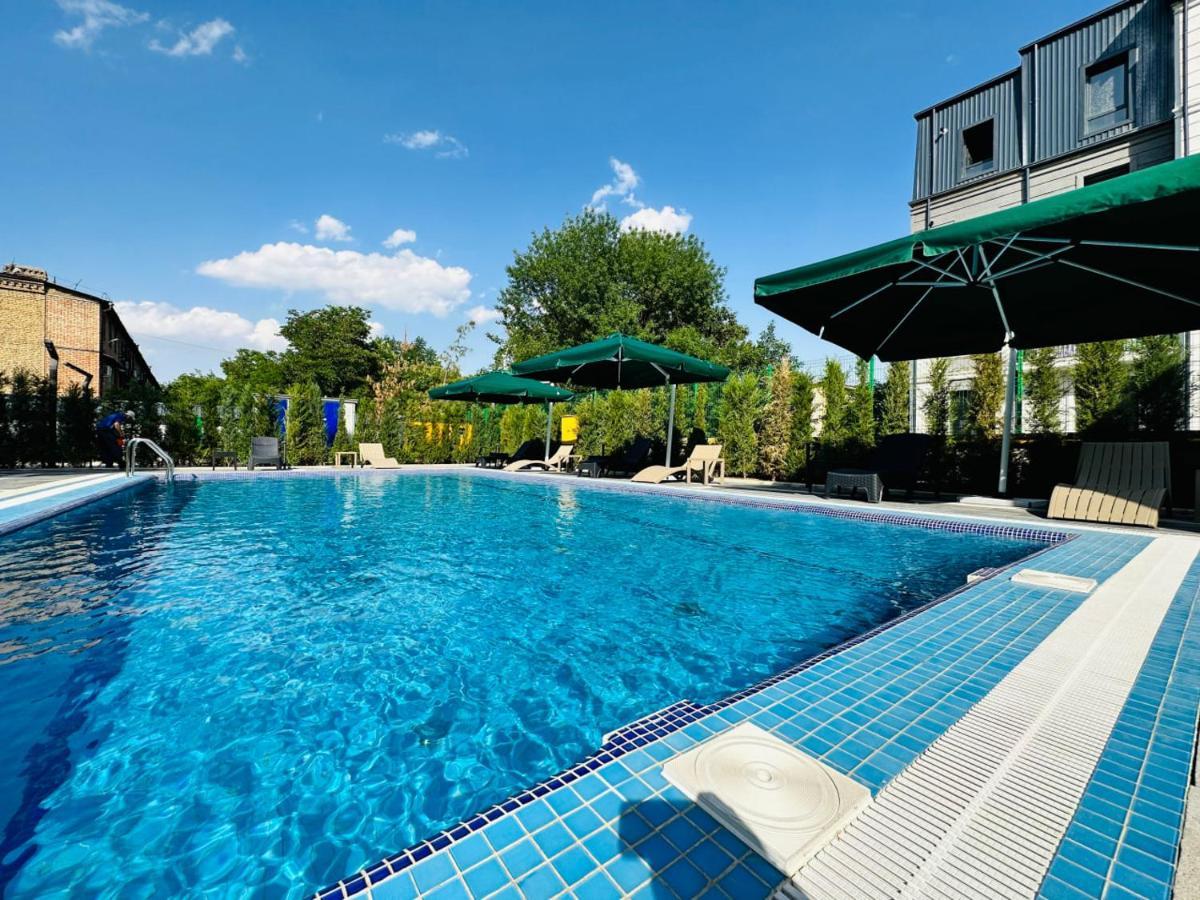Rich Park Hotel Tashkent Exterior photo
