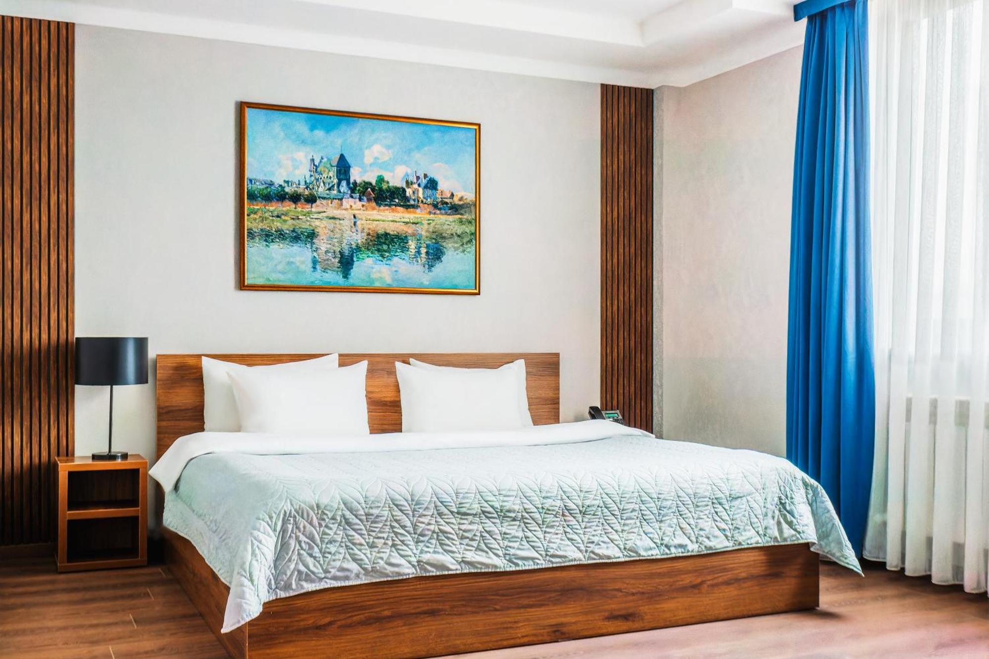 Rich Park Hotel Tashkent Exterior photo