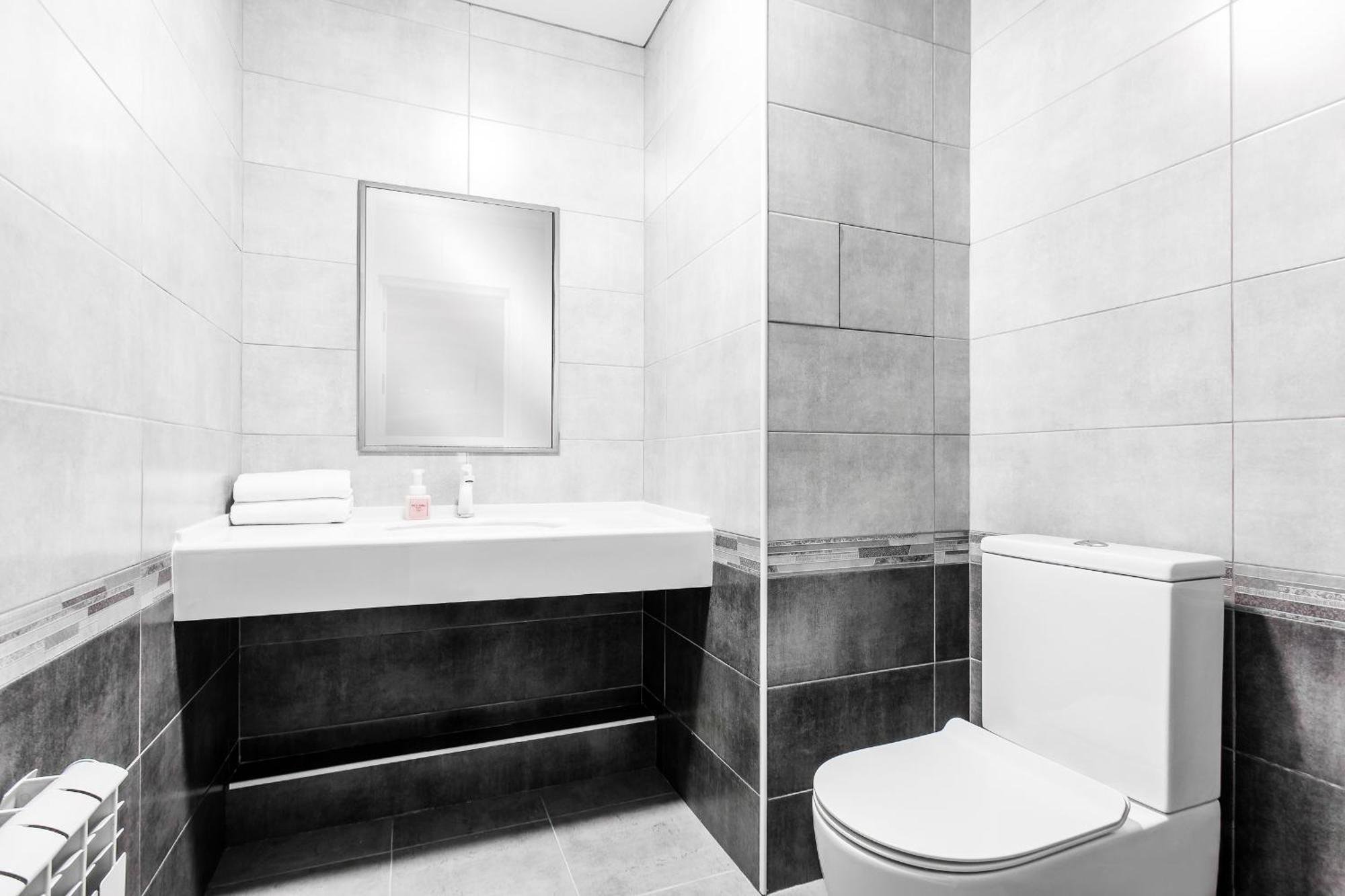 Rich Park Hotel Tashkent Exterior photo